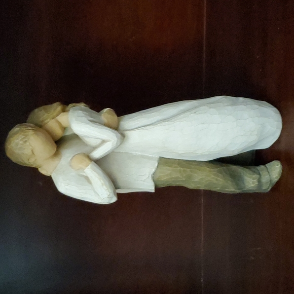 Willow Tree Other - Willow tree "Promise" figurine 9"